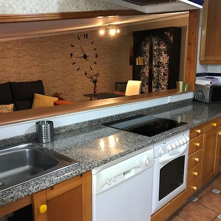 apartamento con amplia terraza cerca del hospital clínico San Giacomo di Compostella Esterno foto