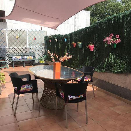 apartamento con amplia terraza cerca del hospital clínico San Giacomo di Compostella Esterno foto