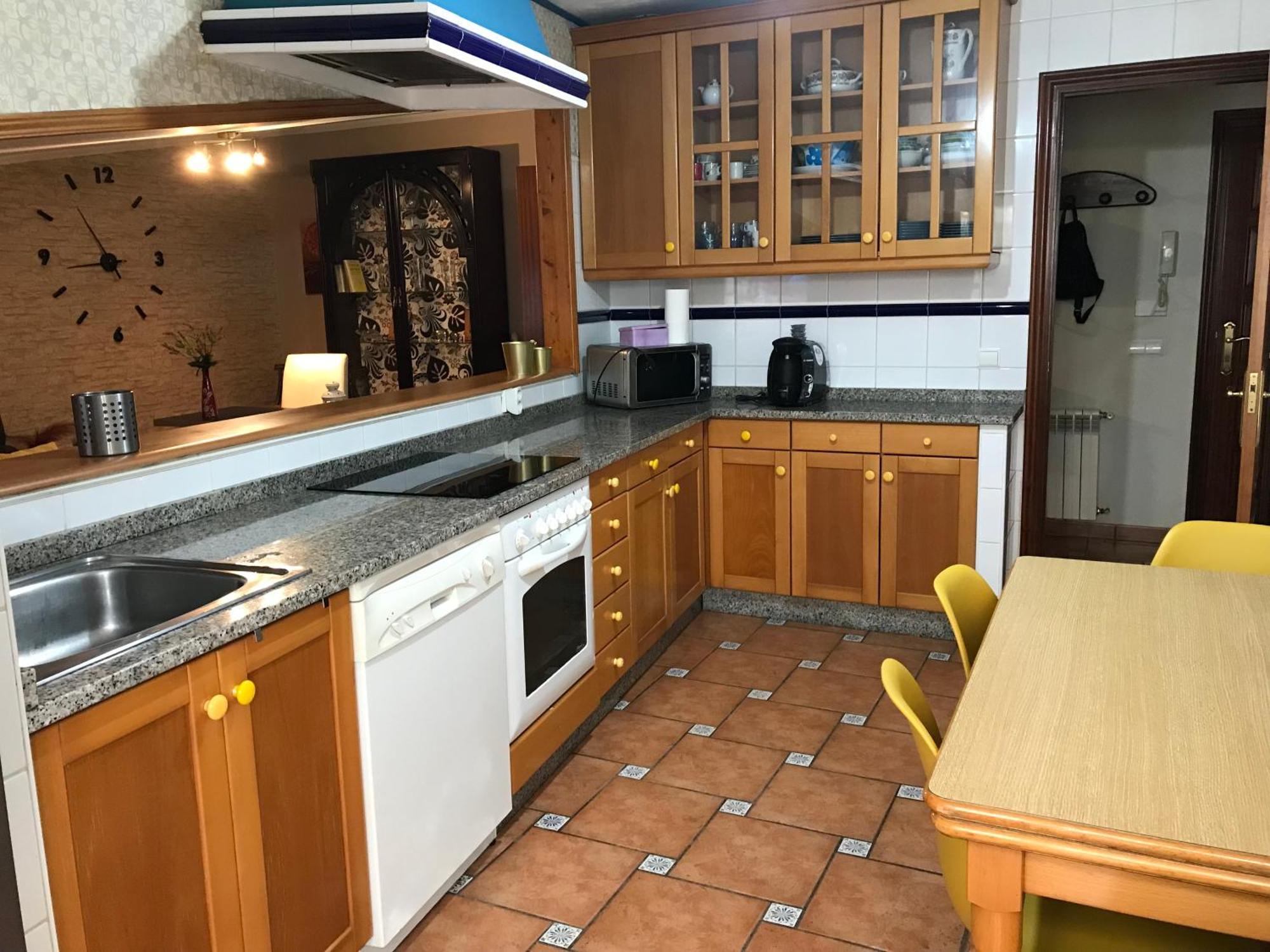 apartamento con amplia terraza cerca del hospital clínico San Giacomo di Compostella Esterno foto